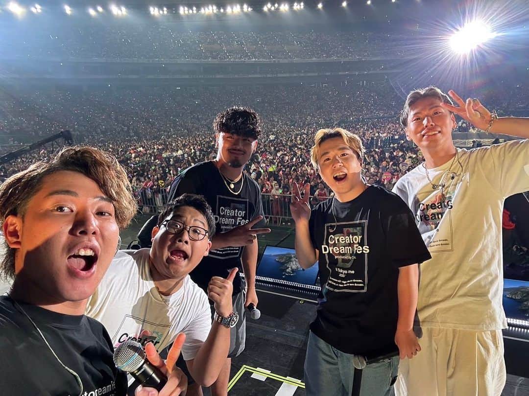 島袋さんさんのインスタグラム写真 - (島袋さんInstagram)「最高の景色をありがとうございます #cdf  #東京ドーム #エスポ #コムドット #むくえなちっく。 #サワヤン #スカイピース #とうあ #ばんばんざい #中町綾 #コムポワール」7月28日 22時04分 - agovukuro