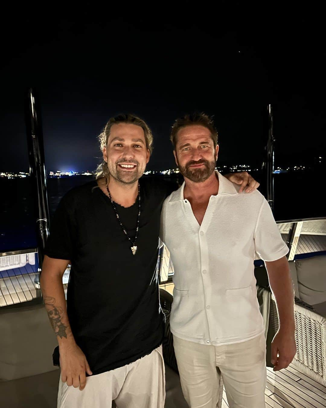 デイヴィッド・ギャレットさんのインスタグラム写真 - (デイヴィッド・ギャレットInstagram)「One of my favorite actors, and more importantly, a cool guy in real life.   @gerardbutler   #gerardbutler #actor #vacation #davidgarrett」7月28日 22時17分 - davidgarrettinsta