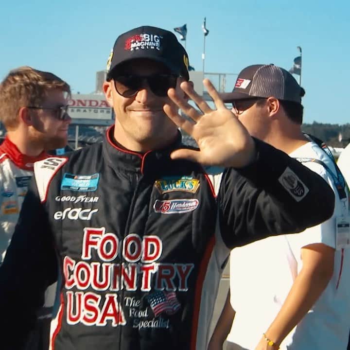 The CWのインスタグラム：「The NASCAR Xfinity Series will have an exclusive new home on The CW starting in 2025! #CWSports」