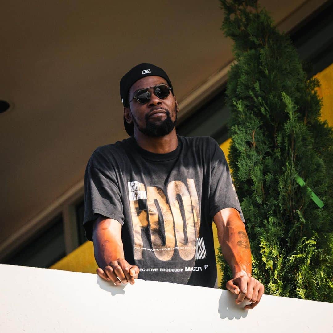 ワシントン・レッドスキンズのインスタグラム：「KD is in the house」