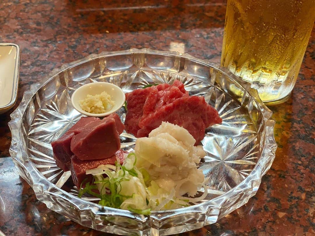 青山有紀さんのインスタグラム写真 - (青山有紀Instagram)「めっちゃ久しぶりのお肉。 まずは肉刺しから〜🍺 美味しかった！」7月28日 22時32分 - yukiaoya