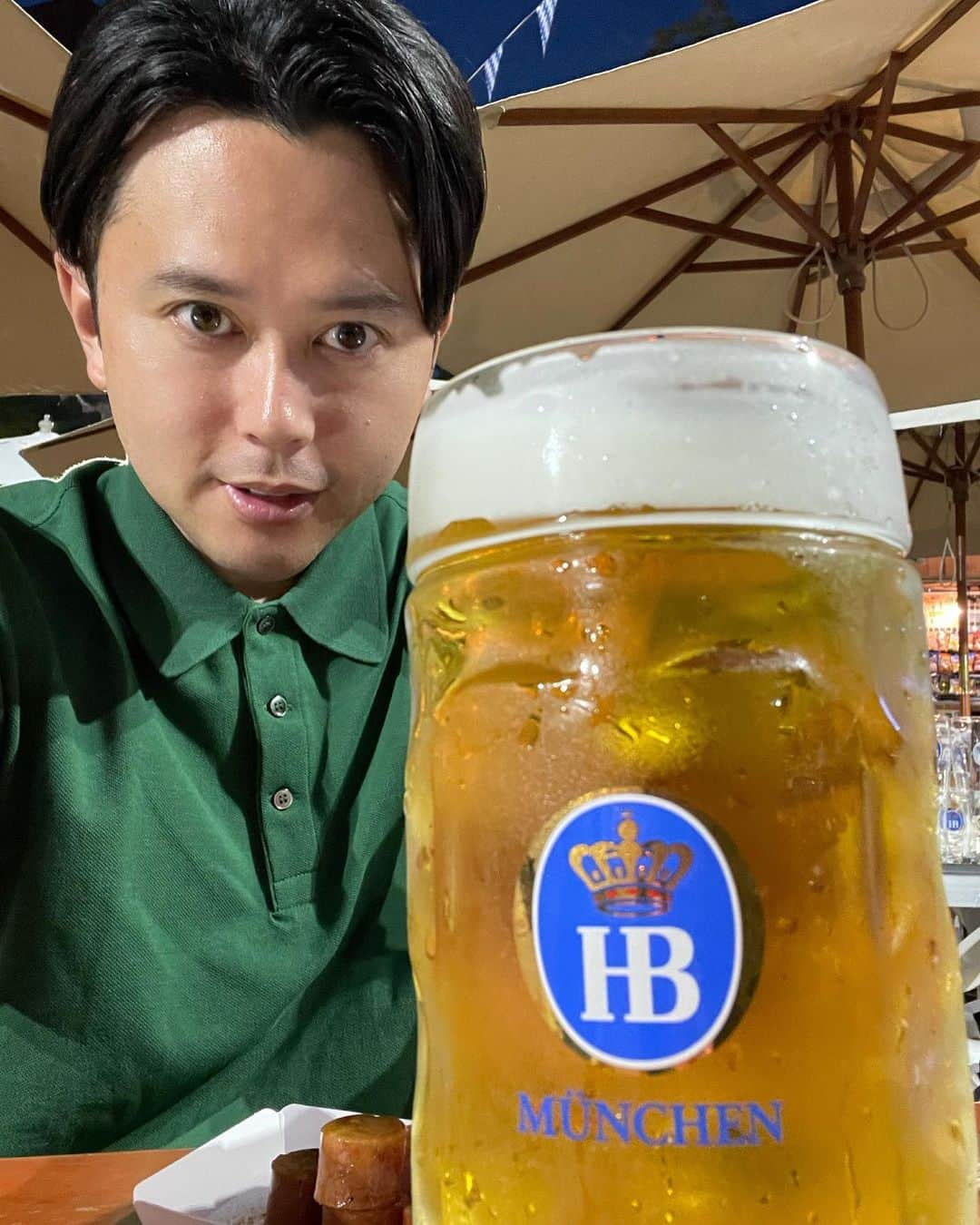 八木隆太郎さんのインスタグラム写真 - (八木隆太郎Instagram)「暑気払いで乾杯🍺💦  みなさん今週もお疲れ様です。 北海道らしくない暑さが続いてますね🥵　連日30度越え💦  夏の北海道のテレビ局は繁忙期ですが、私も冷たいもの、体にいいもの摂取しながら乗り越えます👍  みなさんの好きな夏グルメは？  #ビアガーデン #猛暑 #真夏日 #ビール」7月28日 22時33分 - ryutaroyagi0414