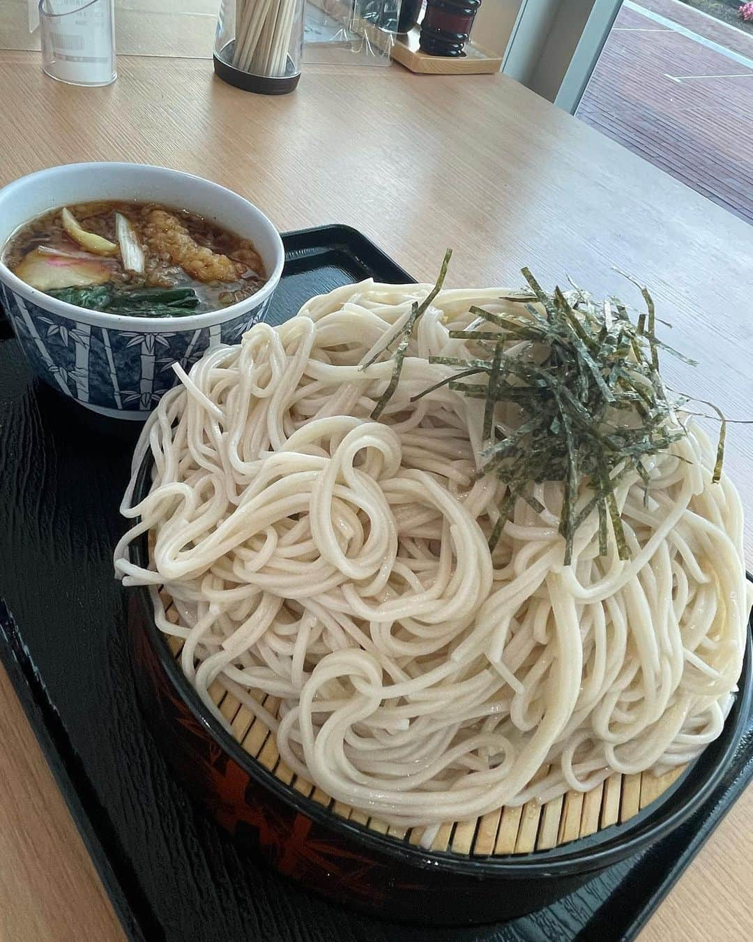 八木隆太郎さんのインスタグラム写真 - (八木隆太郎Instagram)「暑気払いで乾杯🍺💦  みなさん今週もお疲れ様です。 北海道らしくない暑さが続いてますね🥵　連日30度越え💦  夏の北海道のテレビ局は繁忙期ですが、私も冷たいもの、体にいいもの摂取しながら乗り越えます👍  みなさんの好きな夏グルメは？  #ビアガーデン #猛暑 #真夏日 #ビール」7月28日 22時33分 - ryutaroyagi0414