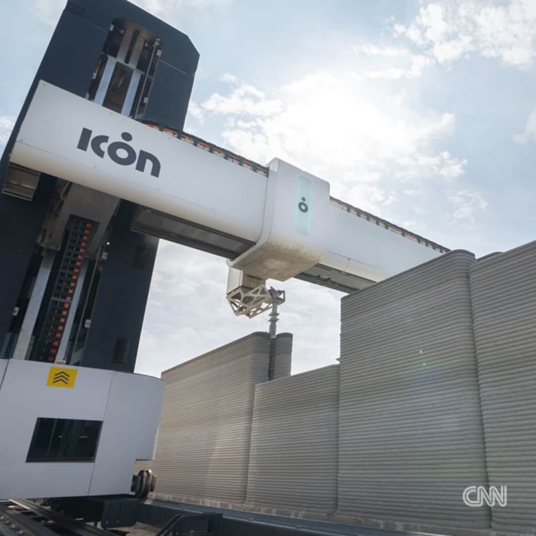 CNNさんのインスタグラム写真 - (CNNInstagram)「The world's largest community of 3D-printed homes is being built in Texas — and the neighborhood just unveiled its first completed house.  With walls "printed" using a concrete-based material, the single-story structure is the first of 100 such homes set to welcome residents starting September.  The community is part of a wider development in Georgetown, Texas, called Wolf Ranch. It's located about 30 miles north of Austin, the state capital, and it's a collaboration between Texas construction firm ICON, homebuilding company Lennar and Danish architecture practice Bjarke Ingels Group.  Read more about the community at the link in our bio.  📸: ICON」7月28日 22時37分 - cnn