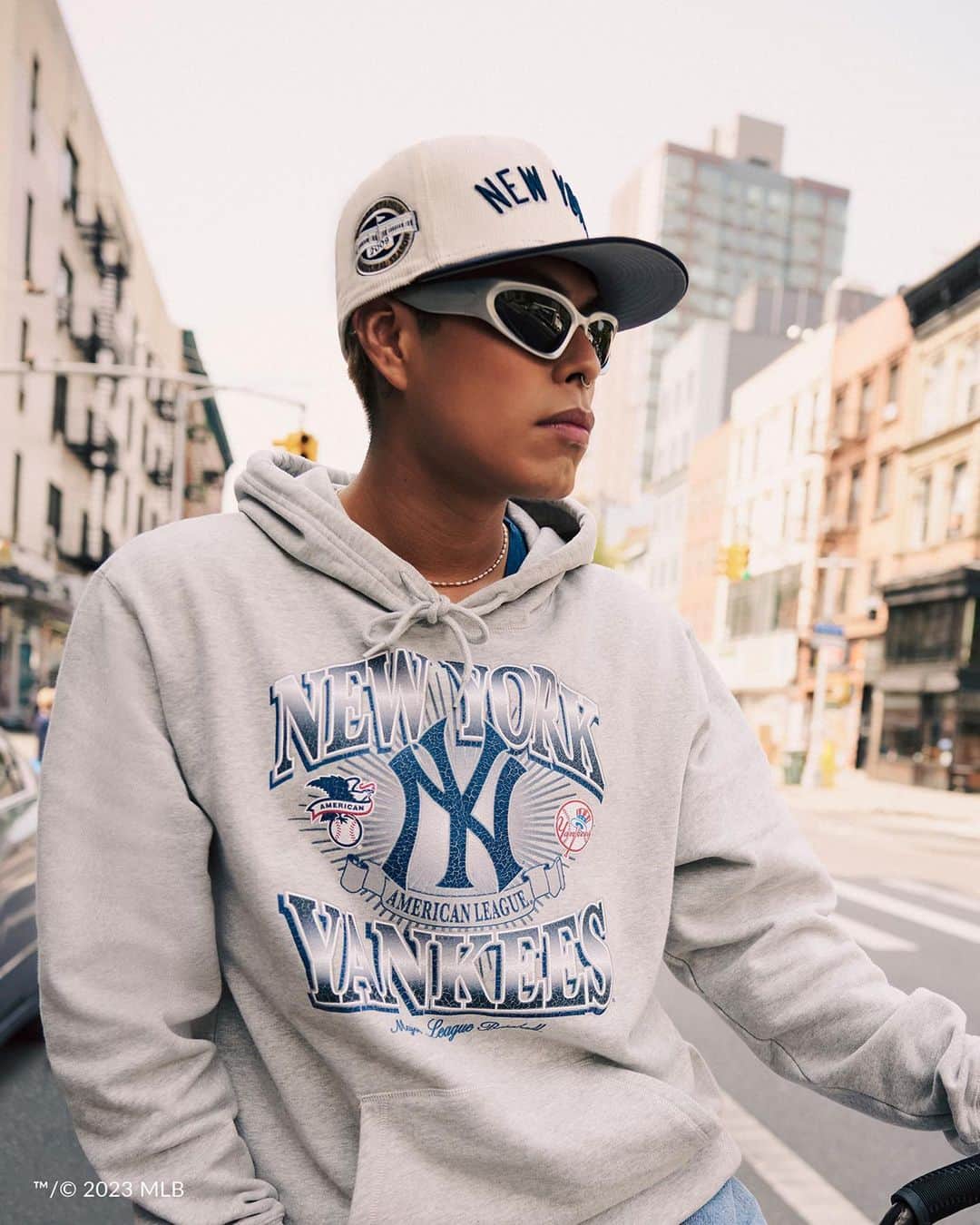 ニューエラ・キャップのインスタグラム：「Effortless style. Get the lived-in look with vintage-inspired Summer Heat headwear and apparel. Now available at New Era Cap in select MLB teams」