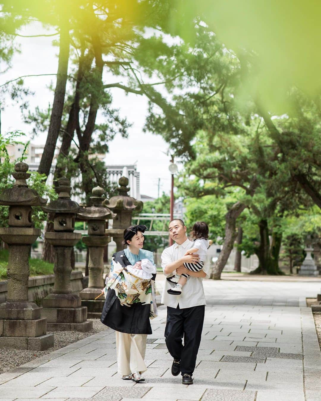 宇都宮まきさんのインスタグラム写真 - (宇都宮まきInstagram)「みんなでオシャレして散歩しました🚶‍♀️ ばぃばーい🍉」7月28日 23時42分 - utsunomiyamaki