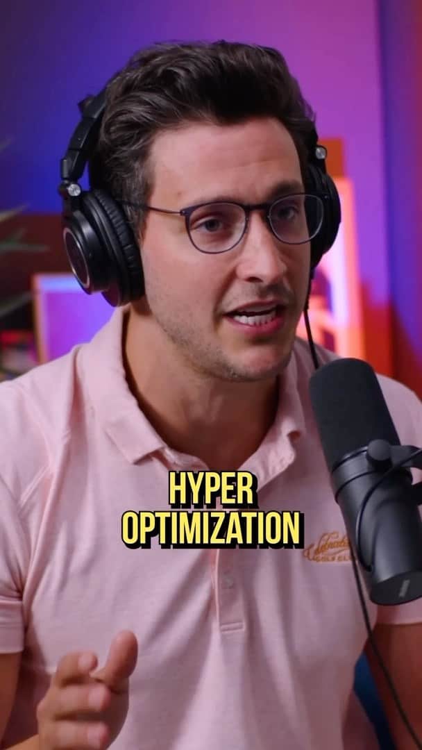 ドクター・マイクのインスタグラム：「Everyone wants to outlive and outperform but it’s time we get realistic about what we can actually control 🎙️ Check out the full pod on @wildtil9 with the amazing @laurdiy @jeremymichael22」