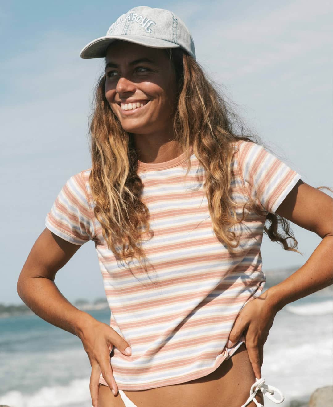 BILLABONG WOMENSのインスタグラム：「Simple stripes keep things clean & easy」