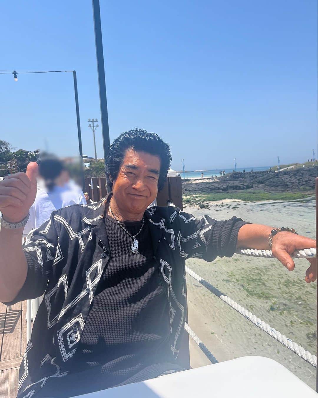 藤岡弘、のインスタグラム：「⭐︎⭐︎ 「ララLIFE」ご覧いただき、 ありがとうございました❗️  見逃し方はTVerでもご覧いただけます🏝️ 🔽 https://tver.jp/lp/episodes/epbwxw4gx8  またはTverから 「ララLIFE」 で検索してみてくださいね🔍  #藤岡弘、#天翔天音  #親子 #親子旅 #飛鳥ii #初体験   #korea #challenge  #hiroshifujioka #amanetensho  #travel #family #韓国 #チェジュ島 #済州島 #韓国グルメ #ララlife」