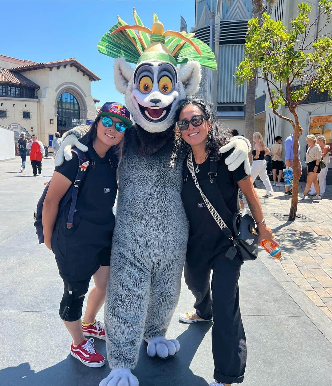 四十住さくらさんのインスタグラム写真 - (四十住さくらInstagram)「Last day in US🤪🫶 I got a prize🤗So fun at Universal Studios🙌🏻💕」7月29日 10時54分 - sakura_yosozumi