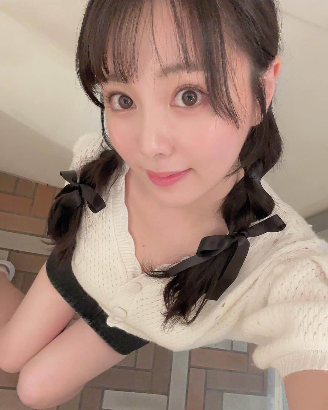 のインスタグラム：「昨日は渋谷クロスFMにてよきラジありがとうございました…💓 暑い中集まってくださって感謝でいっぱいです🙇‍♀️ 今回はMCの心愛ちゃんがラスト…半年間楽しくMCをしていただいたので寂しいです…本当にありがとうございました❗️  そしてごめんなさい🙇‍♀️ 牧場グラビアしてアイス作ることになりました🐄  #japanesegirl #japanesemodel #gravure #gravureidol #グラビア #グラビアアイドル #idol #ビジョビ #偶像 #我的 #自拍 #粉我 #性感的 #模特 #約拍 #我的最愛 #正妹 #그라비아　#bikinimodel #bikinigirl #sexy #selfie #animegirl #셀카 #셀스타그램 #패션스타그램　#데일리 #asiangir  #좋아요 #followme」