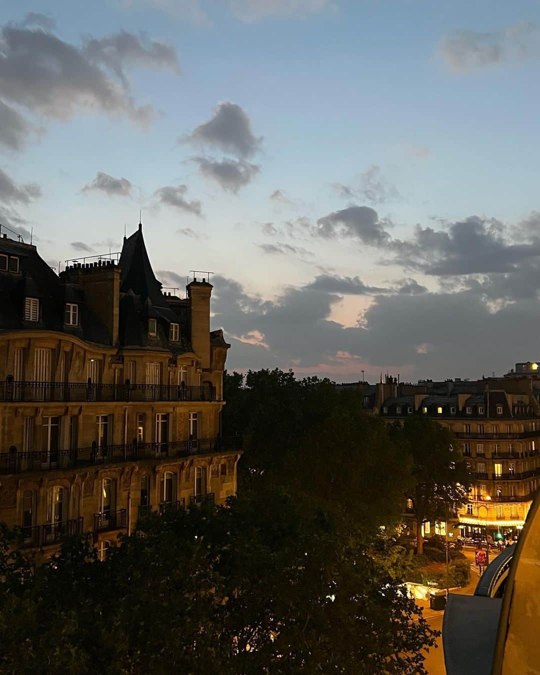 パク・ボゴムさんのインスタグラム写真 - (パク・ボゴムInstagram)「PARIS SYNDROME  #CELINEHOMME #CELINEBYHEDISLIMANE」7月29日 11時21分 - bogummy