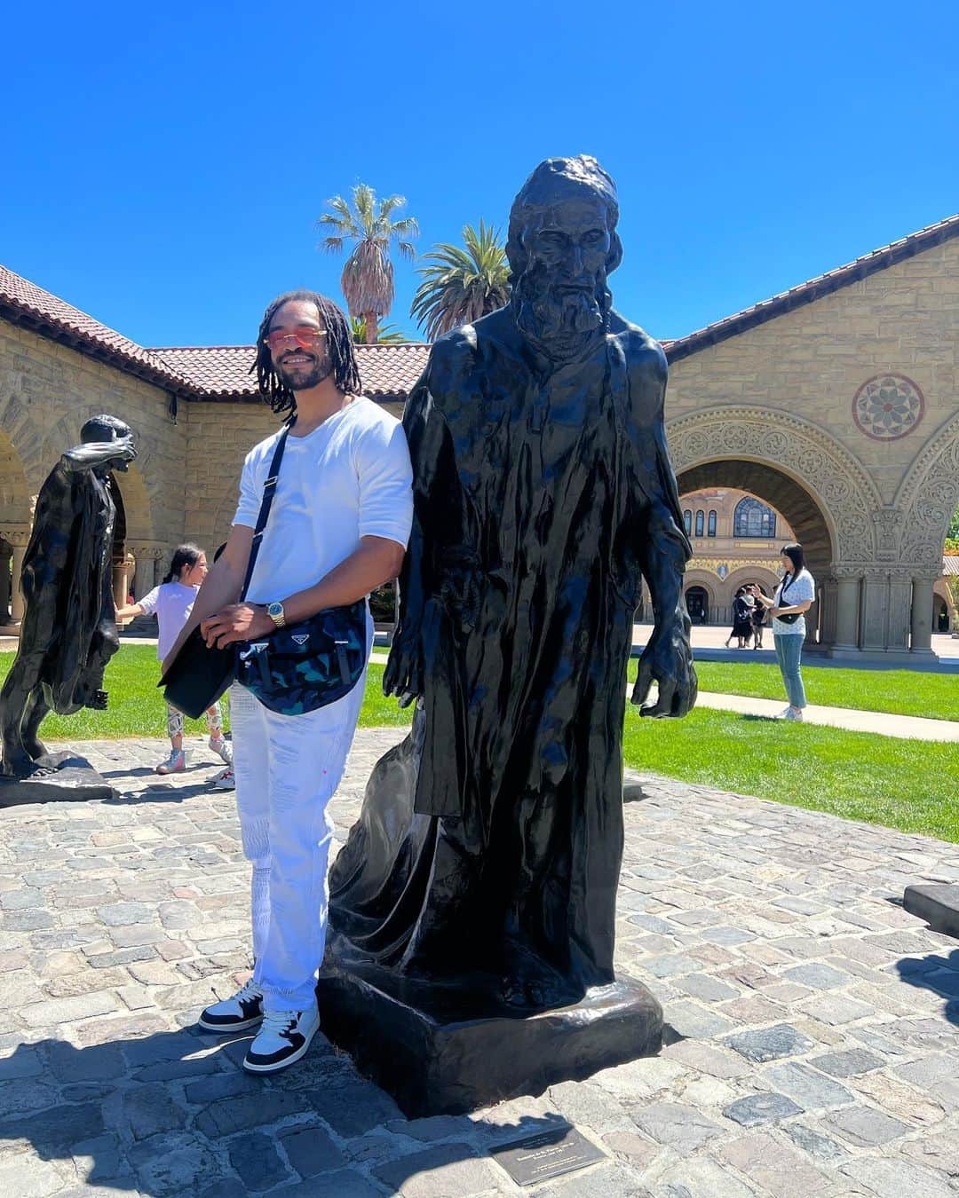 Maejorのインスタグラム：「GRATEFUL to be invited to guest-teach at Stanford University ! Feels so rewarding when the message is resonating 📡♡ 〰️ thank you @fernandogaribay」