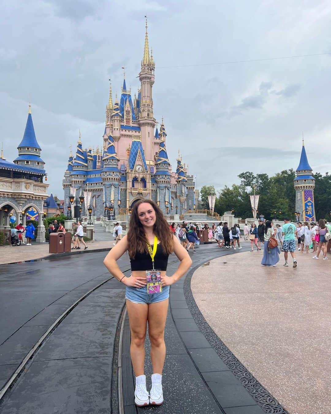 エイミー・ティンクラーのインスタグラム：「Have a Florida dump bc I just want to be back there already 😭」