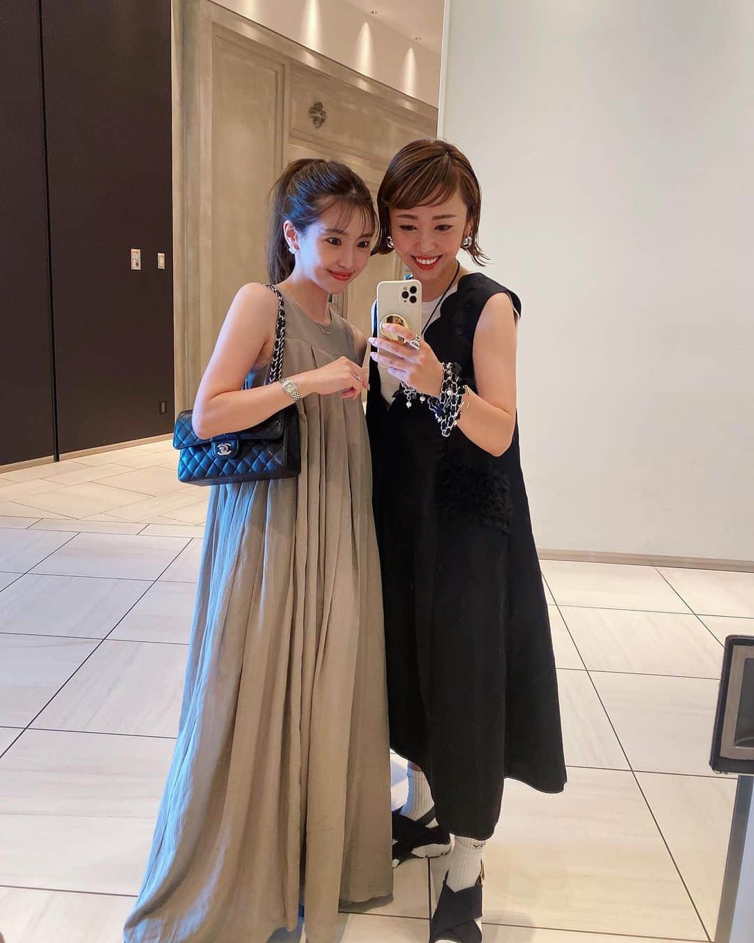 松本亜希のインスタグラム：「・ @ayacokida と会えた❤️💚🩷 元気そうでなにより😊 相変わらずかわいこちゃん♡  とっても久々だったけど、久々な感じがしないのが不思議。ハヤトとリナにも会いたかったなん🥹」