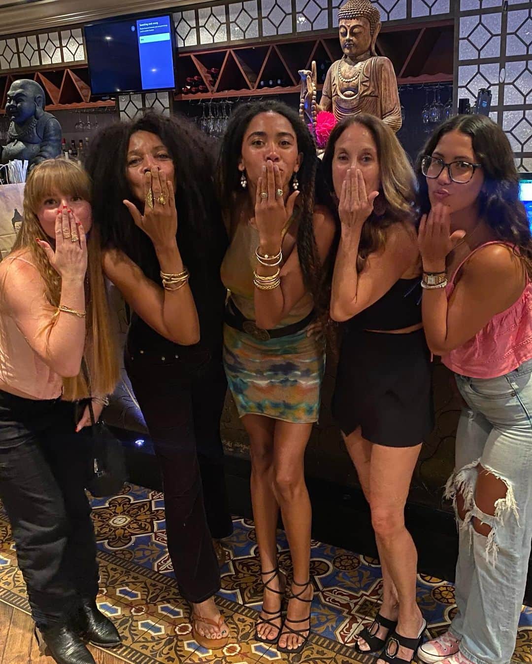 Herizen Guardiolaさんのインスタグラム写真 - (Herizen GuardiolaInstagram)「What a beautiful birthday celebration it was! thank you all for the birthday wishes and love🤭✨😘🧚🏽‍♀️」7月29日 8時24分 - herizen_fawn
