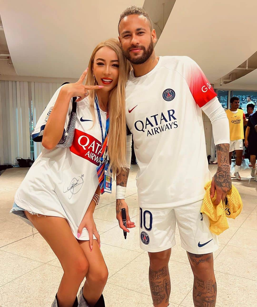 GENKINGさんのインスタグラム写真 - (GENKINGInstagram)「Foi bom te encontrar❤️❤️❤️ @neymarjr   Thank you for the wonderful time🥰✨ ネイマールめちゃくちゃ優しかった😆✨  #neymar  #neymarjr  #psg #football」7月29日 8時31分 - _genking_