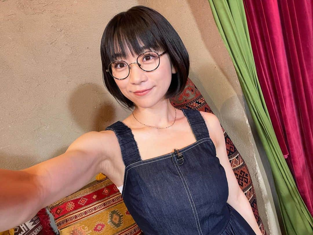 時東ぁみさんのインスタグラム写真 - (時東ぁみInstagram)「YouTubeチャンネル『電話占いピュアリ』今月最後の配信です☆ ・ 恋の悩みやガチ悩みを聞いちゃいました！！！ 番組最後には超簡単な運気アップ術を伝授してくれてるので、最後まで見てね☆ ・ 出演は来月も続きます！ いいねやコメントお待ちしております☆ ・ #時東ぁみ #youtube #配信 #電話占いピュアリ #衣装 #ワンピース #onepiece #jemmaatelier #ジェマアトリエ #アクセサリー #accessory #ブレスレット #bracelet #limely #ネックレス #necklace #cene #メガネ #glasses #steady  #恋の悩み #ガチ悩み #運気アップ #悩み #悩み相談 #相談 #占い #電話占い #divination #部分撮り」7月29日 8時44分 - amitokito