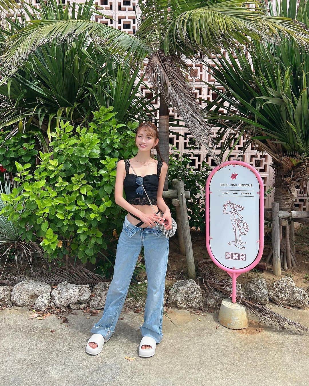 のインスタグラム：「🩷🌴  #hotelhaibiscas #miyako#miyakoisland  @hotelpinkhaibiscus  #宮古島」