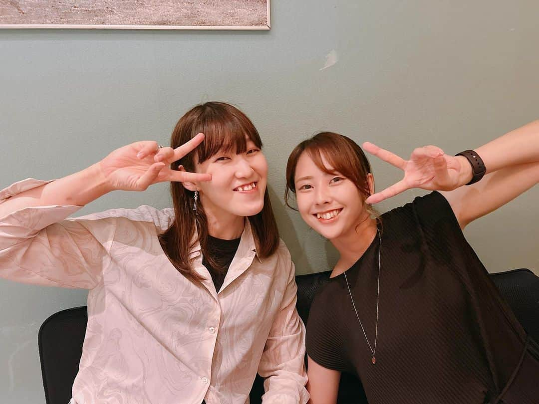 吉岡可奈さんのインスタグラム写真 - (吉岡可奈Instagram)「. 遠征からお帰りなさい！も束の間で あっという間のさよなら😂😂 オフの貴重な時間を過ごしてくれて ありがとう🥺 . 次はゆっくり会える日を楽しみに🧡 たくさん濃い話したいな〜🥳 . いつでもどっからでも 応援してます🏐🦊 . . #時差投稿 #お帰りなさいでした #待ち遠しい再開 #心友 #井上愛里沙　 #ファッションリーダー #相変わらず #オシャレで #素敵でした #吉岡可奈 #見習います」7月29日 9時29分 - kana_yoshio