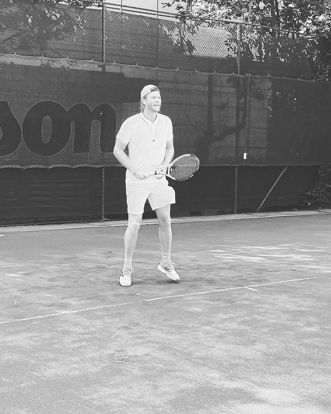 アダム・ボグダンさんのインスタグラム写真 - (アダム・ボグダンInstagram)「Saturdays nowadays…🎾」7月29日 20時21分 - bogdanadamofficial