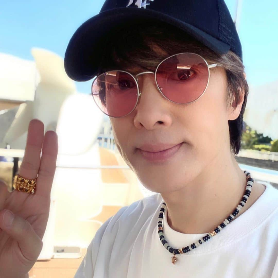 貴水博之さんのインスタグラム写真 - (貴水博之Instagram)「ファンクラブ会報撮影イエイッ😉🎉🎉🎉‼️‼️‼️🌞🎉🎉🎉‼️‼️   #貴水博之 #東京 #都心 #アメイジング #アトラクション」7月29日 20時37分 - takamihiroyuki_hiroyukitakami