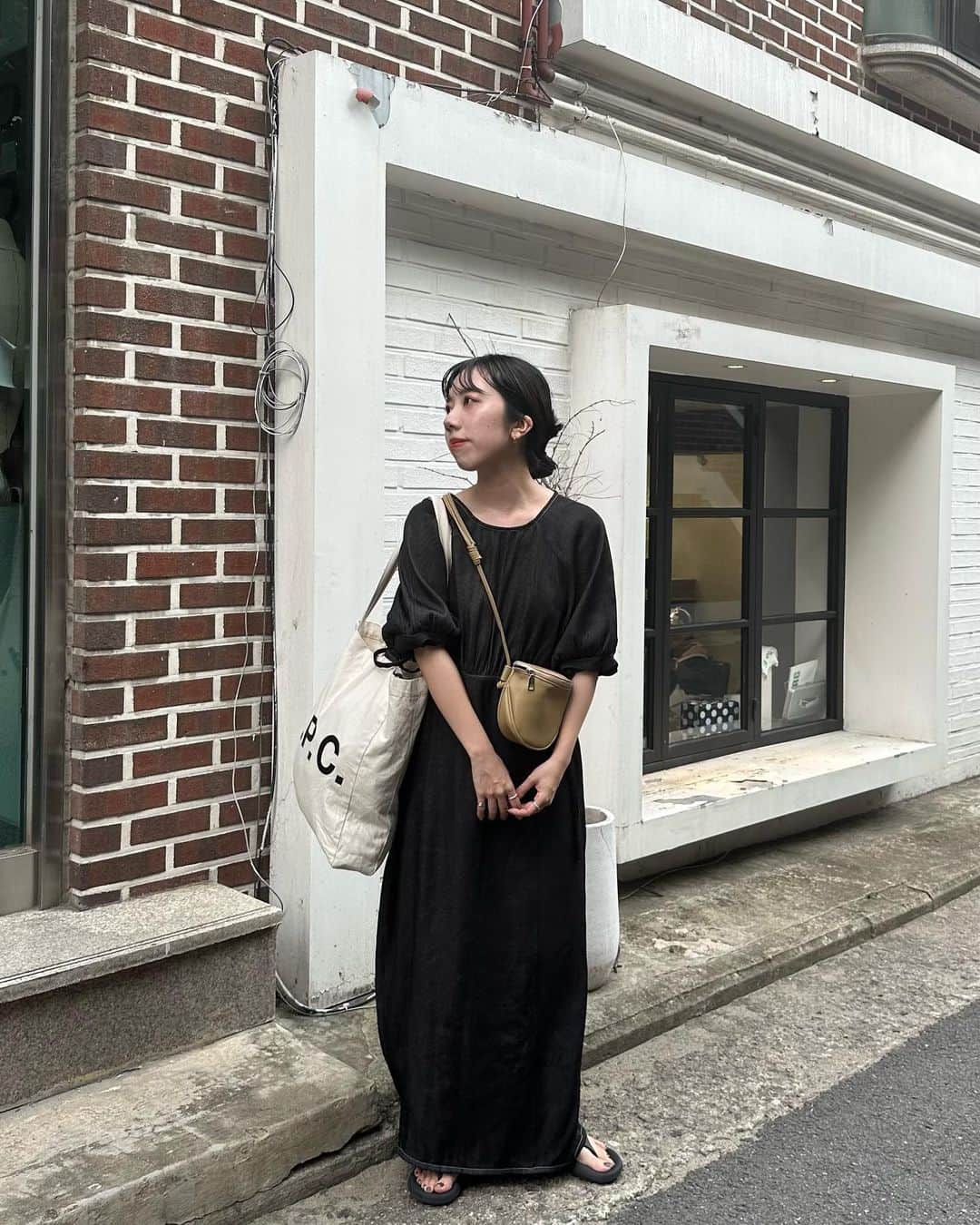 kannnaのインスタグラム：「韓国の日の🇰🇷♡ ラブなデニムワンピを！ ZOZO¥1000OFFクーポンでてて このワンピースも対象🥹 お得な機会に可愛いお洋服ゲットしてね♡」