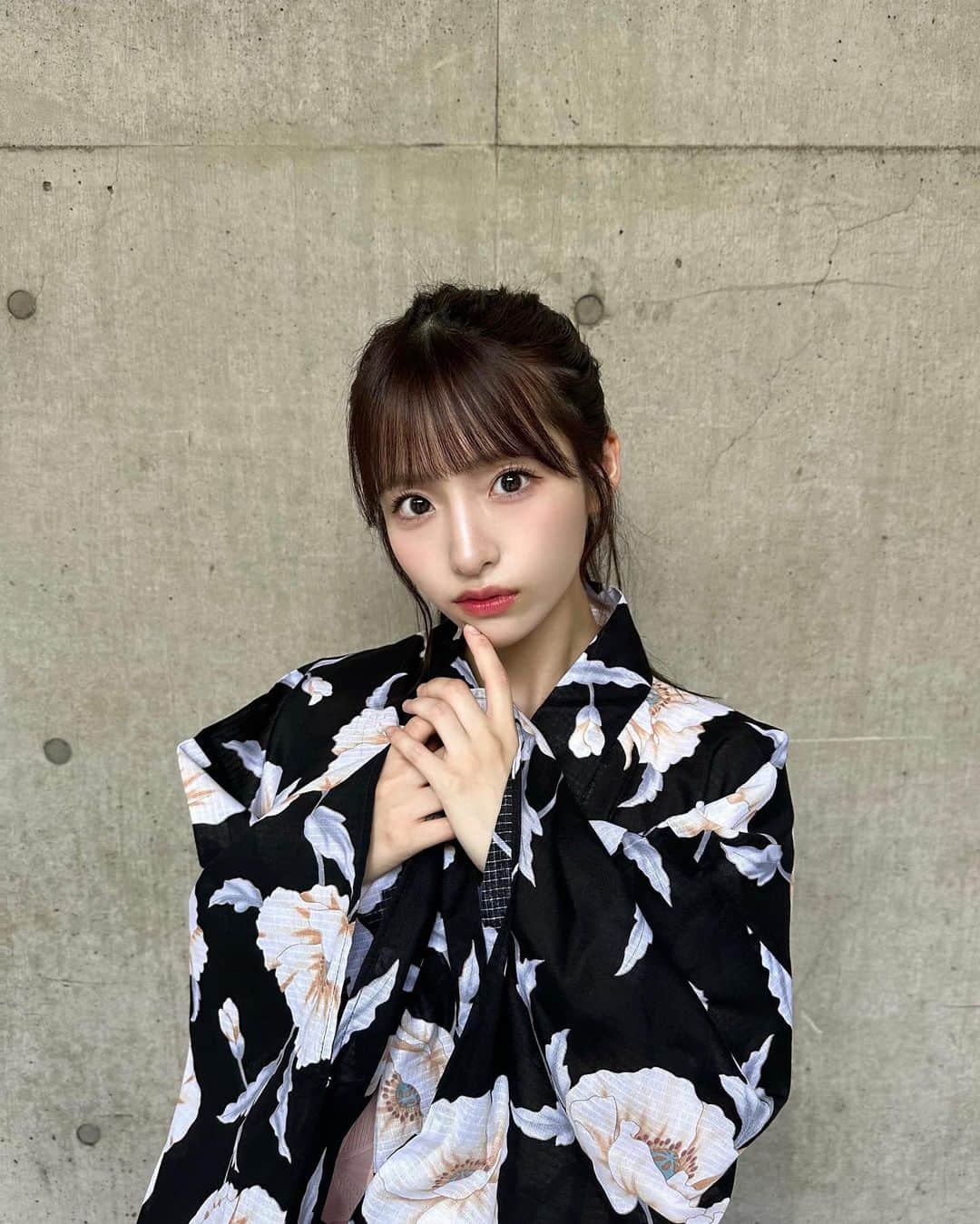 平田侑希さんのインスタグラム写真 - (平田侑希Instagram)「. お話会ありがとうございました🌷  みゆうに手伝ってもらいながら、 初めて浴衣を自分で1から着たよ👘☁️   どうですか〜( ◜ᴗ◝ )」7月29日 20時57分 - yuki__hirata