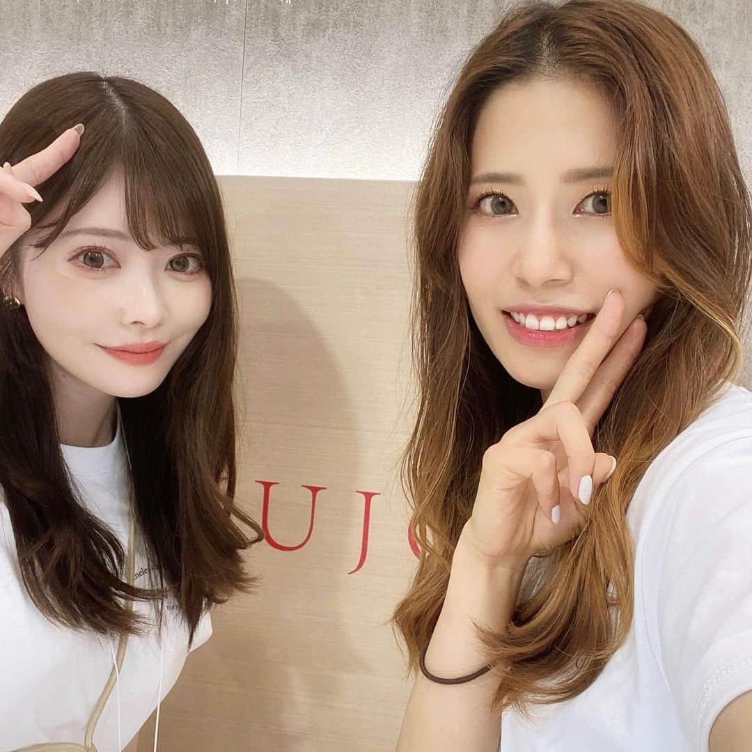 SAKURAのインスタグラム：「愛用商品だからこそ いつも楽しい展示会🌷🌷  𝐵𝑒𝑎𝑢𝑡𝑦 𝑖𝑠 𝐹𝑢𝑛 🫶🏻  . #BeautyWorldJapan  #ビューティーワールドジャパン  #BWJ #BWJ名古屋 #ポートメッセ名古屋  #名古屋市 #KINUJO#キヌージョ#ヘアドライヤー#ヘアスタイリング#ヘアアレンジ#ミディアムヘア#美容好きな人と繋がりたい #美容が好き#女の子ママ#不安障害#フリーモデル#撫子撮影会#ママファッション#오오티디」