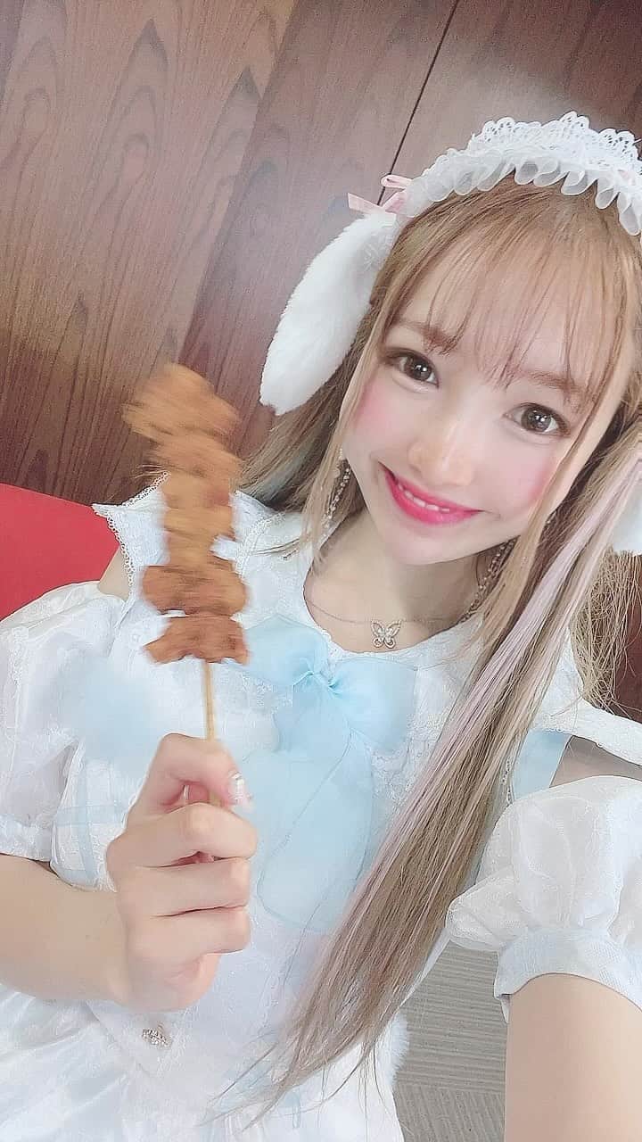 のインスタグラム：「お昼ご飯꒰՞˶ˊᵕˋ˶՞꒱ 唐揚げ棒 ファミリー屋台で販売中  #デルグランド上横田」