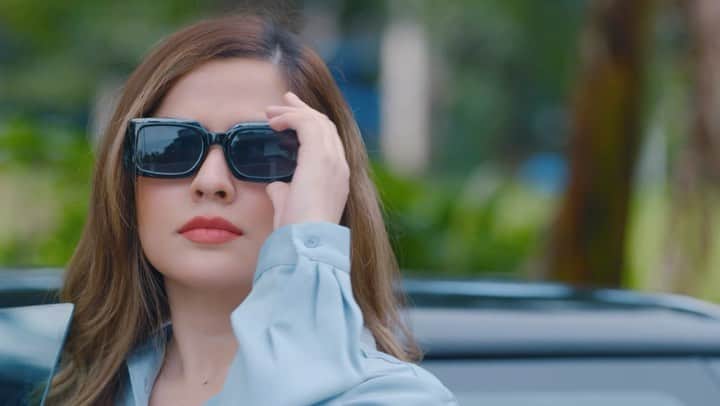 Alexa Ilacadのインスタグラム：「Paparating na siya. #Angela 🧩 #PPPPositive 💚  #PiraPirasongParaiso, Lunes hanggang Biyernes 3:00 PM at tuwing Sabado 2:30PM sa Kapamilya Channel, Kapamilya Online Live, TV5, A2Z, at iWantTFC.」