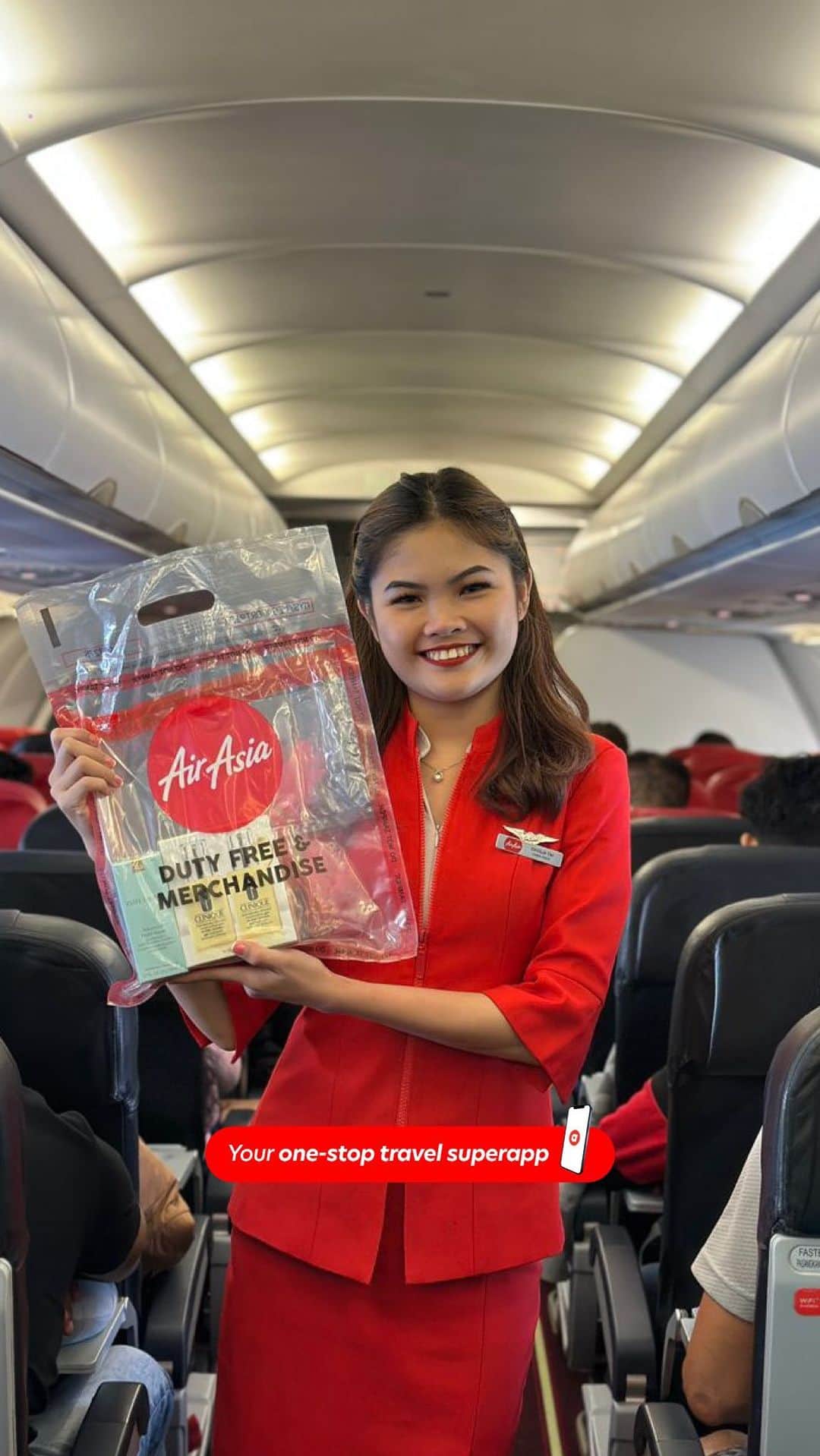エアアジアのインスタグラム：「2 DAYS ONLY!   Start your worldwide shopping and get up to 50% OFF + extra 20% OFF with prebook duty-free on airasia shop! ✈️🛍️🌎  #airasiasuperapp #airasiashop #dutyfree #onestoptravelsuperapp」