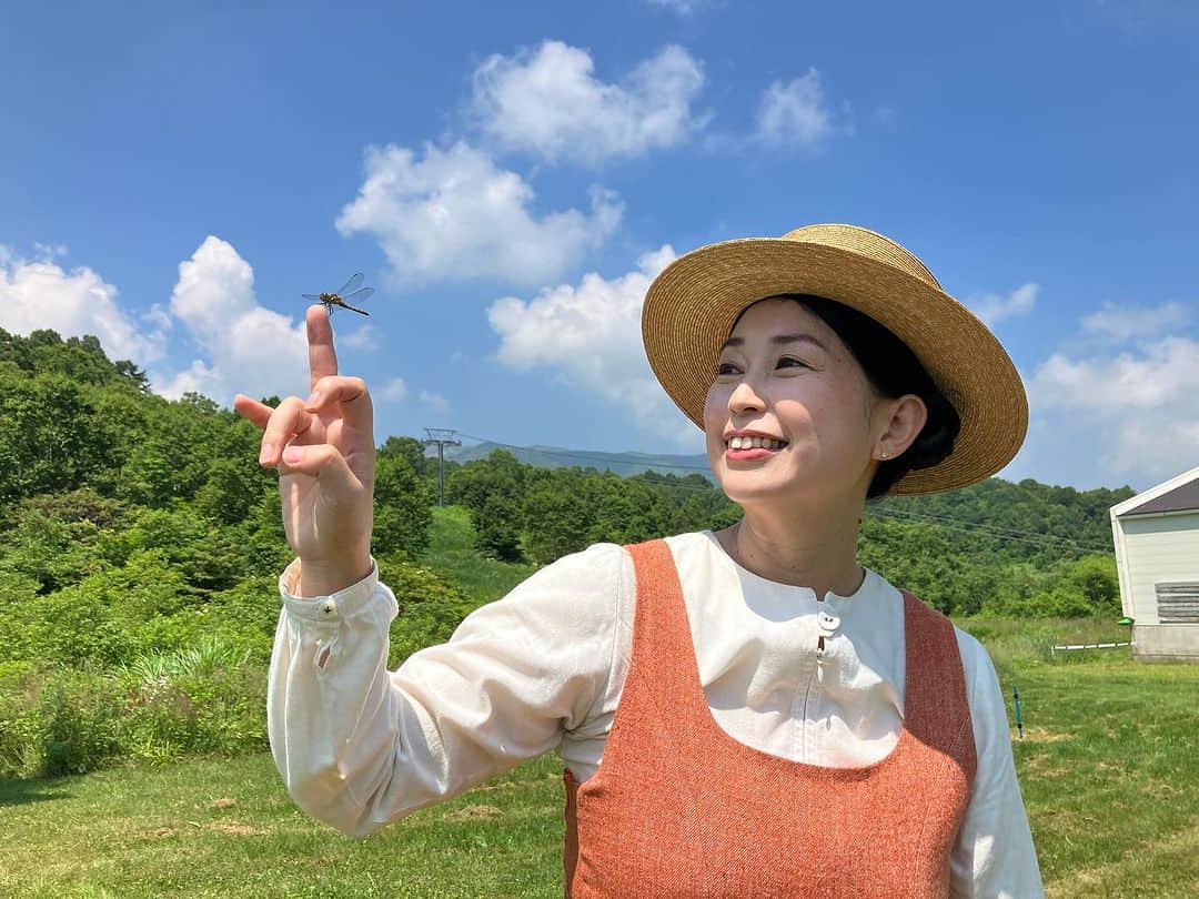 美甘子のインスタグラム：「今年もトンボが止まりました☺️フジロック2日目、良い天気です。  #フジロック #fujirock」