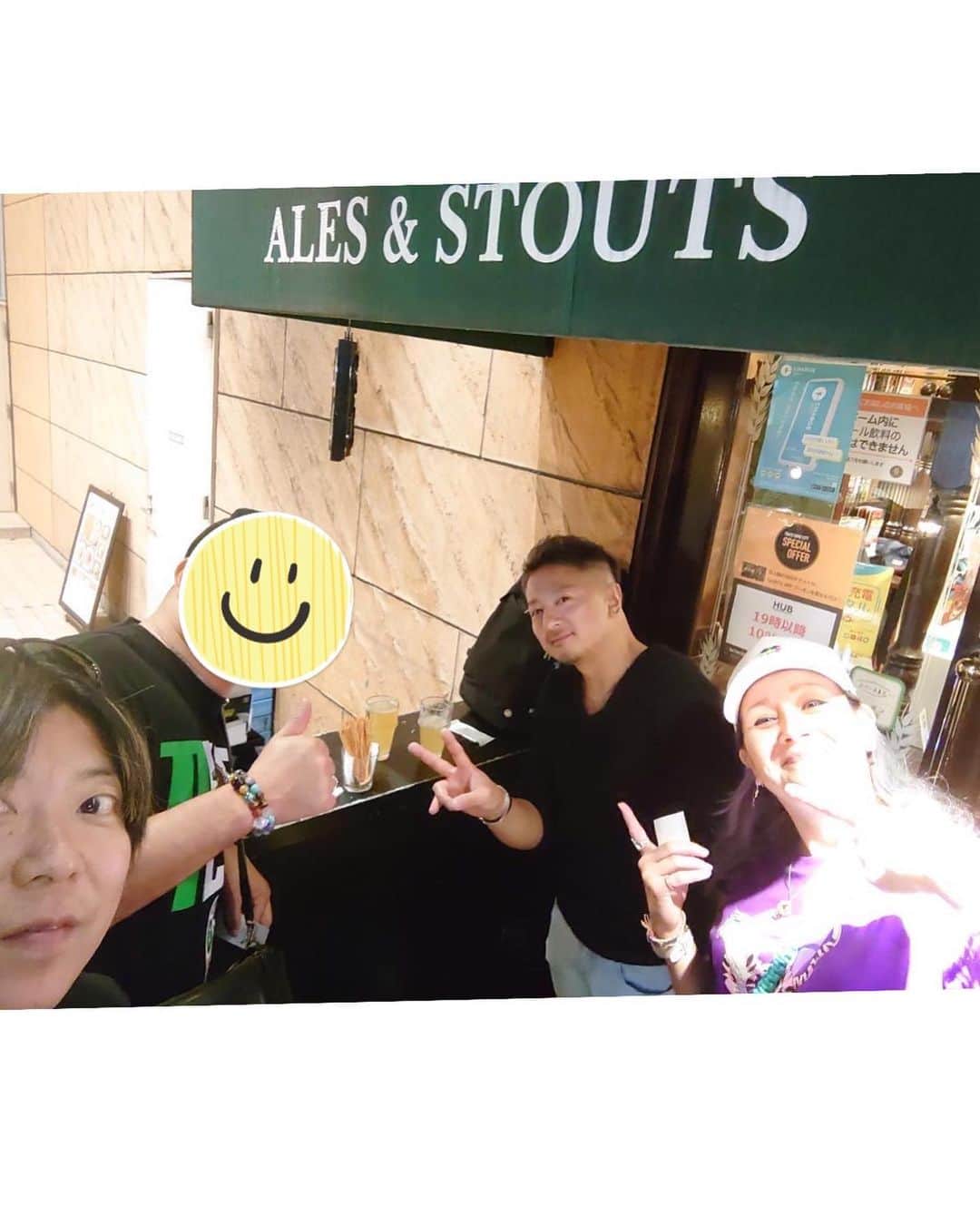 クリステル・チアリのインスタグラム：「いつかの巨人戦後のHUBでの飲み🍺  #柴田晃一 #音楽プロデューサー #Christelle Ciari  #JR線の乗降アナウンス #SUSHI 謎のレスラー」