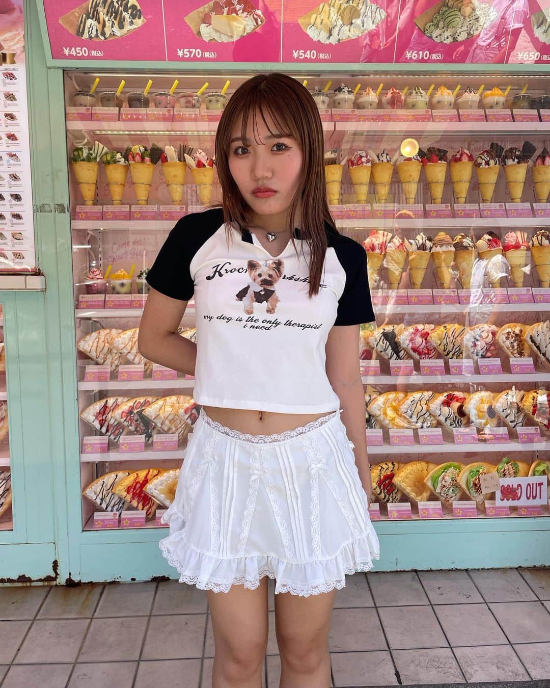 NADIAのインスタグラム：「❤︎♡NEW IN♡❤︎  T-shirt (white,grey) 　¥4,190[tax in]  skirt 　¥5,990[tax in]  necklace(silver,gold) 　¥2,090[tax in]  皆様のご来店心よりお待ちしております♪ @nadia_corazon」