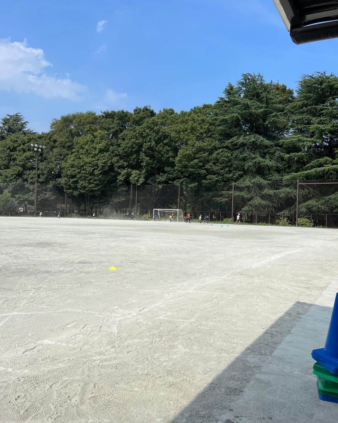 松井大輔さんのインスタグラム写真 - (松井大輔Instagram)「知人のチームコーチしてきましたよ。 やはり子供が上手くなる姿を見てると嬉しくなりますね❗️  子供の時に沢山ボールを触る！  それとユニホーム着てくれてるとテンション上がりまーす。  #日本代表 #japan #コーチ #8番 #テクニック」7月29日 21時24分 - matsuidaisuke_official