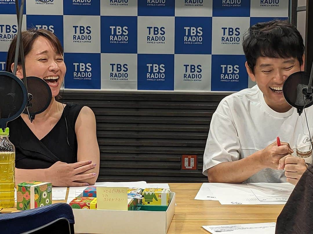 TBSラジオ「ナイツのちゃきちゃき大放送」さんのインスタグラム写真 - (TBSラジオ「ナイツのちゃきちゃき大放送」Instagram)「今週もお聞きいただきありがとうございました😊 ゲストは #高橋尚子 さんでした🏃 来週は #夏休み 録音スペシャル📣 ゲストはシンガーソングライターの #織田哲郎 さんです！」7月29日 16時43分 - knights_chakichaki