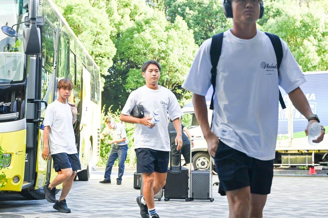 徳島ヴォルティスさんのインスタグラム写真 - (徳島ヴォルティスInstagram)「【7/29(土)18:00 町田戦(アウェイ)】 選手バスがスタジアムに到着🚌 徳島らしく。  #徳島ヴォルティス #vortis #Jリーグ #football」7月29日 16時52分 - tokushima_vortis