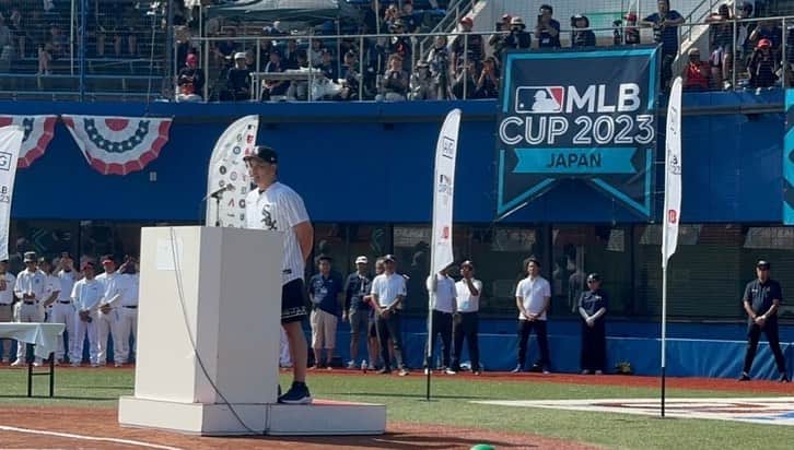 井口資仁さんのインスタグラム写真 - (井口資仁Instagram)「MLB CUP 2023  昨日は石巻市民球場で開会式が行われ 本日から決勝トーナメントの熱い闘いが始まりました⚾️ 暑さに負けず💦リトルリーガー達には 最高のパフォーマンスを出して頑張ってほしいと思います。 試合後には岩隈さんと一緒にアカデミーを行いました。  #井口資仁 #井口忠仁 #mlbcup2023 #mlbcup #aig」7月29日 17時14分 - iguchi.tadahito6
