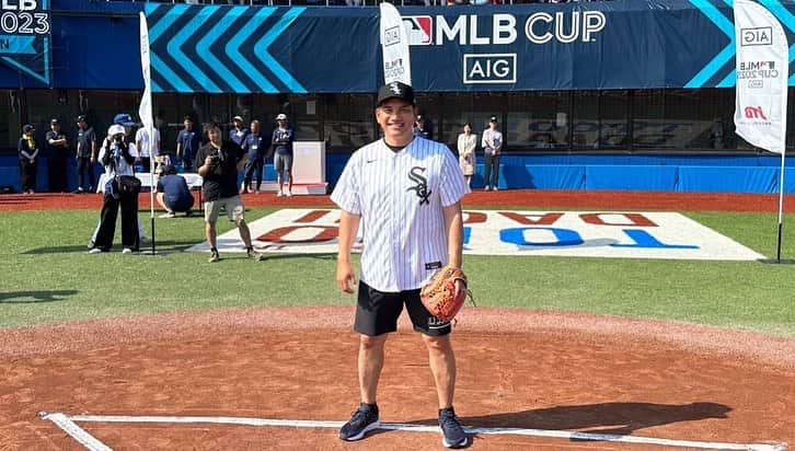 井口資仁さんのインスタグラム写真 - (井口資仁Instagram)「MLB CUP 2023  昨日は石巻市民球場で開会式が行われ 本日から決勝トーナメントの熱い闘いが始まりました⚾️ 暑さに負けず💦リトルリーガー達には 最高のパフォーマンスを出して頑張ってほしいと思います。 試合後には岩隈さんと一緒にアカデミーを行いました。  #井口資仁 #井口忠仁 #mlbcup2023 #mlbcup #aig」7月29日 17時14分 - iguchi.tadahito6