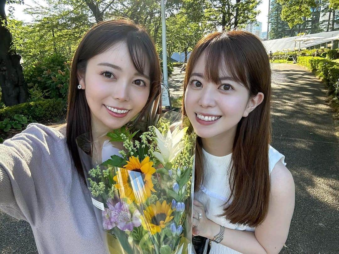 辻満里奈さんのインスタグラム写真 - (辻満里奈Instagram)「大学生のときにしていた日テレイベコンの同期達がお祝いしてくれました🌻✨  可愛くて、優しくて、面白くて、会うたびにパワーをもらえる自慢の同期です🤍  もうすぐ27歳🎂  #日本テレビイベントコンパニオン #日テレイベコン #イベコン #32期 #同期 #ntvec #ntvec32 #東京ミッドタウン #アナウンサー #セントフォース #辻満里奈 #休日」7月29日 18時16分 - marina__tsuji