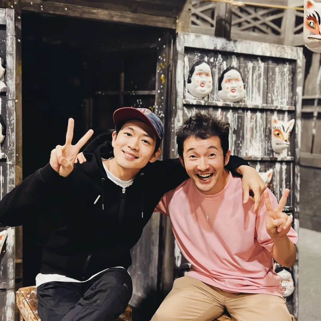 浅利陽介さんのインスタグラム写真 - (浅利陽介Instagram)「今日で無事に稽古終了っ #闇に咲く花 チームの目標は紀伊国屋サザンシアター千穐楽ですかねー 慣れ親しんだ稽古場、ありがとうございましたっ」7月29日 18時38分 - yosuke_asari_official