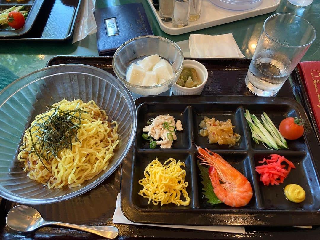 赤プルのインスタグラム