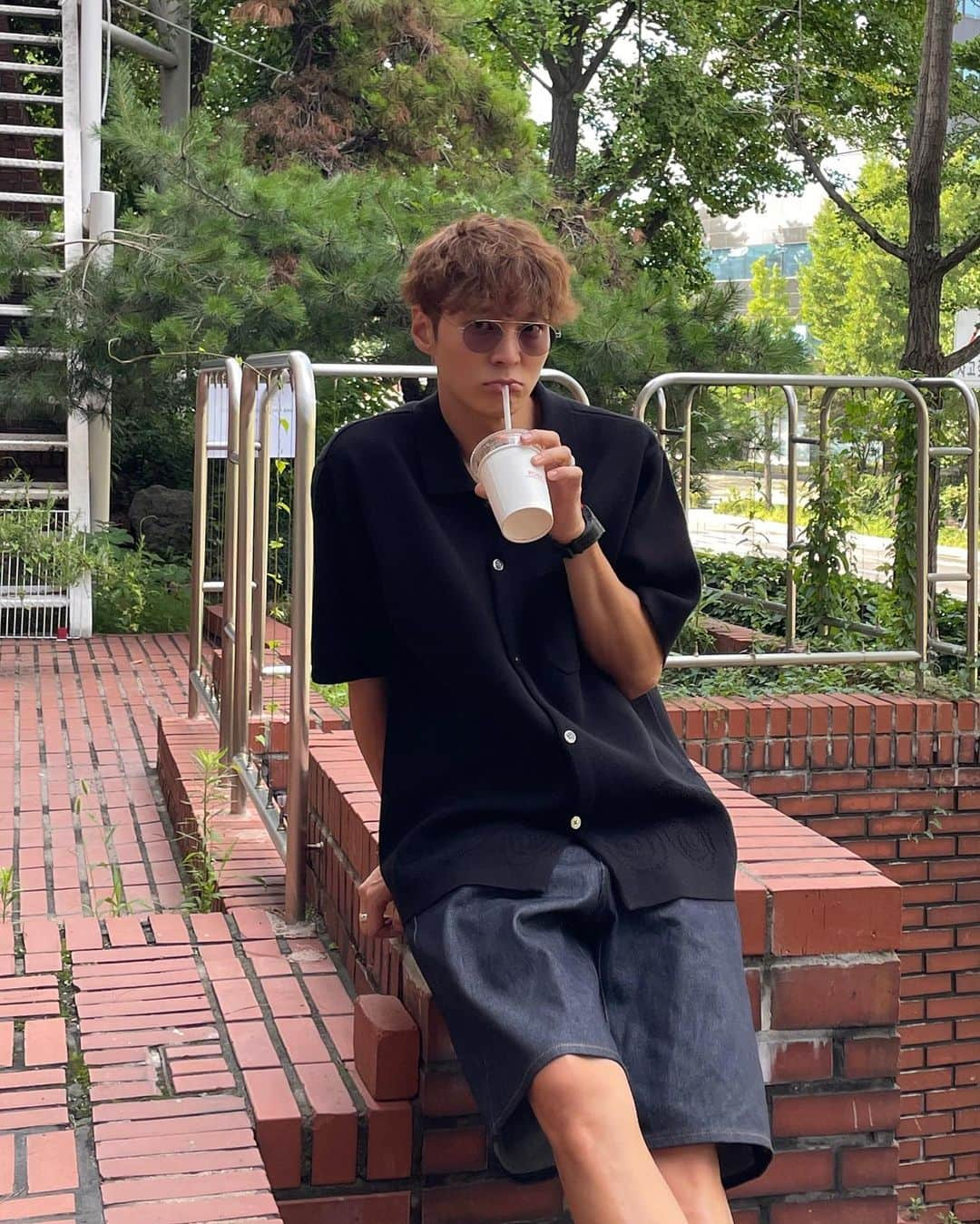 チュウォンさんのインスタグラム写真 - (チュウォンInstagram)「더위 조심🥵」7月29日 18時57分 - zu.won_moon.jun.won