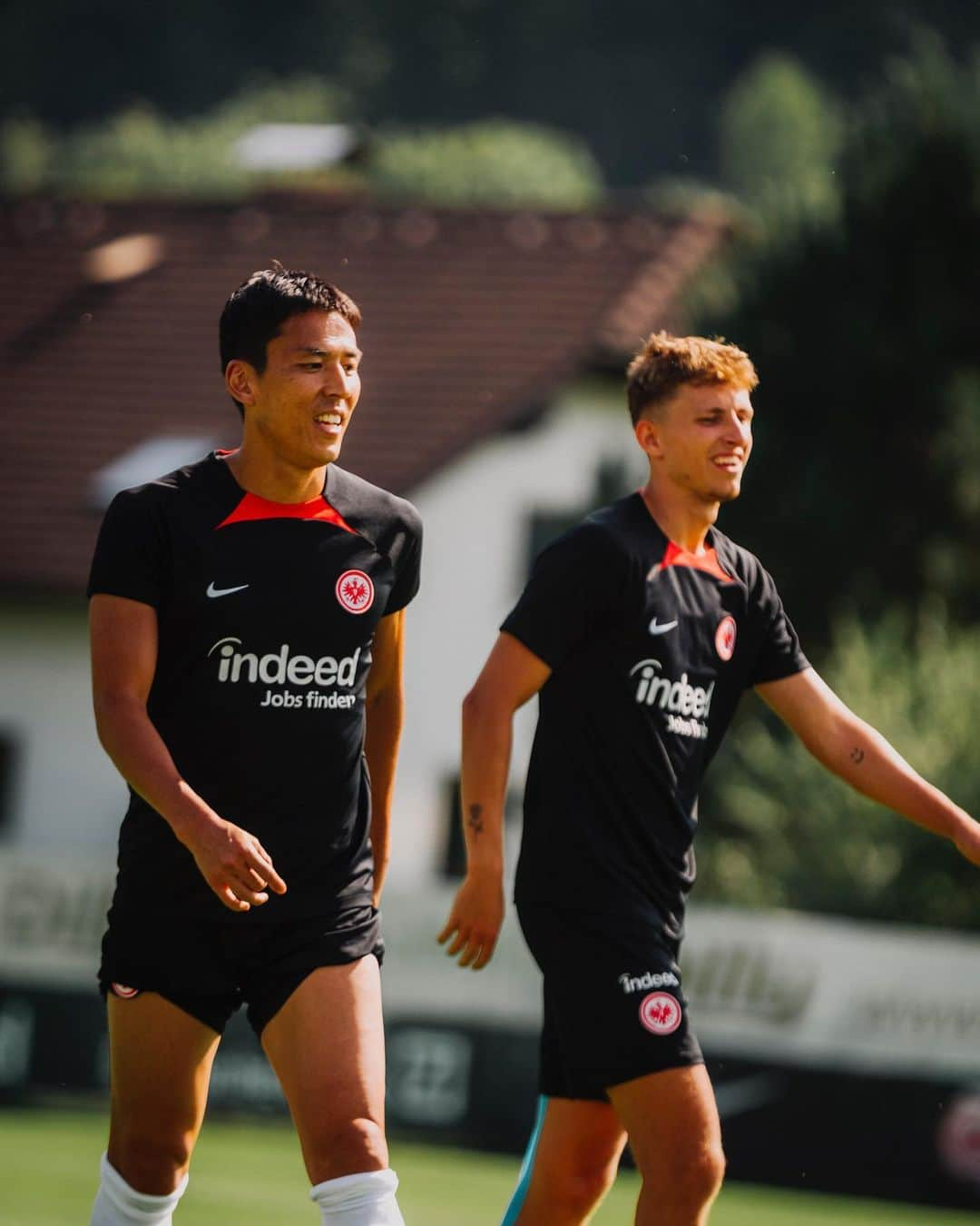 長谷部誠さんのインスタグラム写真 - (長谷部誠Instagram)「*** Trainingslager 🇦🇹🏋️⚽️ 何回目の合宿かはわからない！笑 でも毎回新鮮な気分です！ @eintrachtfrankfurt  #オーストリア合宿」7月29日 19時00分 - makoto_hasebe_official