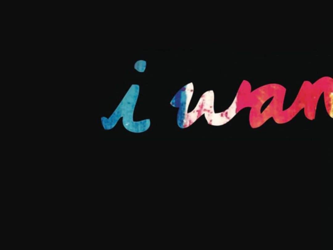 ウォーク・ザ・ムーンのインスタグラム：「“Anna Sun”, strangely, began as an attempt to recreate “Once In A Lifetime” by Talking Heads.  if you squint really hard, you may notice the repeating call-and-response choruses “what do you know” and “letting the days go by” vaguely mirror each other.  however, as it has always happened for me, whenever i start with some really specific source material, my song ends up taking me somewhere else entirely.  whatever David Byrne was feeling when he was writing Remain In Light, i don’t know, but when i was sat in the dark in my parent’s basement in June 2009 with a pen in my hand, my heart was in mourning.  i felt like i had tripped and fallen off a cliff, tumbling from the happiest time in my life into this strange lonely free-fall.  college was over, summertime was here, and the rest of my life seemed to be waiting, arms folded, foot tapping.  this particular afternoon, a month or so after graduation, my ex-girlfriend texted me hat she’d visited the empty campus and how strange it was.  that she and her friends set off fireworks in the South Quad, and that they… “rattled this ghost town”. i remember being shocked by that description and struck with a craving to be alone with my journal.  i went to the basement and left the lights off, so the only light was the evening sun peeking thru the shades, and I started writing: “screen falling off the door, door hanging off the hinges…” one of WALK THE MOON's last gigs during the schoolyear had taken place at a neighboring central-Ohio college, playing a party for the seniors at the town pub (these little Ohio college towns often had just one pub). the pub's entrance was a screen door that was barely attached to its frame, and that night when the class of 2009 raged their last rage, it felt like the building might crumble to rubble.  this and a thousand other college and childhood memories supercut through my head and began infusing themselves into song... (cont'd in comments)」