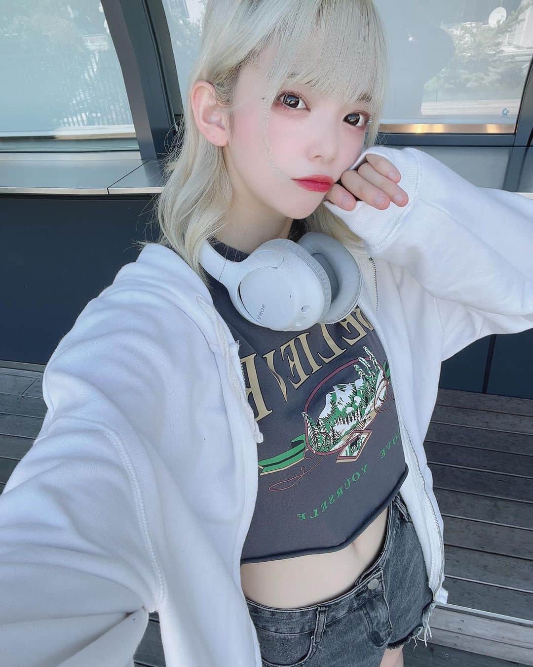 星れいらさんのインスタグラム写真 - (星れいらInstagram)「メイク変えたの気づいた？？？」7月29日 21時28分 - hoshi_reira