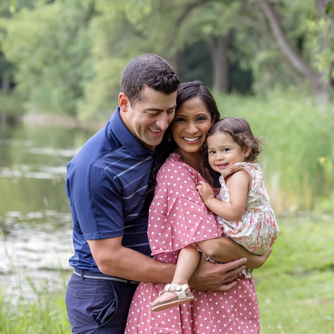 アマンダ・エボラさんのインスタグラム写真 - (アマンダ・エボラInstagram)「Cherishing this special time of just the three of us before becoming a family of four next month 👨‍👩‍👦➡️👨‍👩‍👧‍👦」7月29日 21時28分 - acevora84