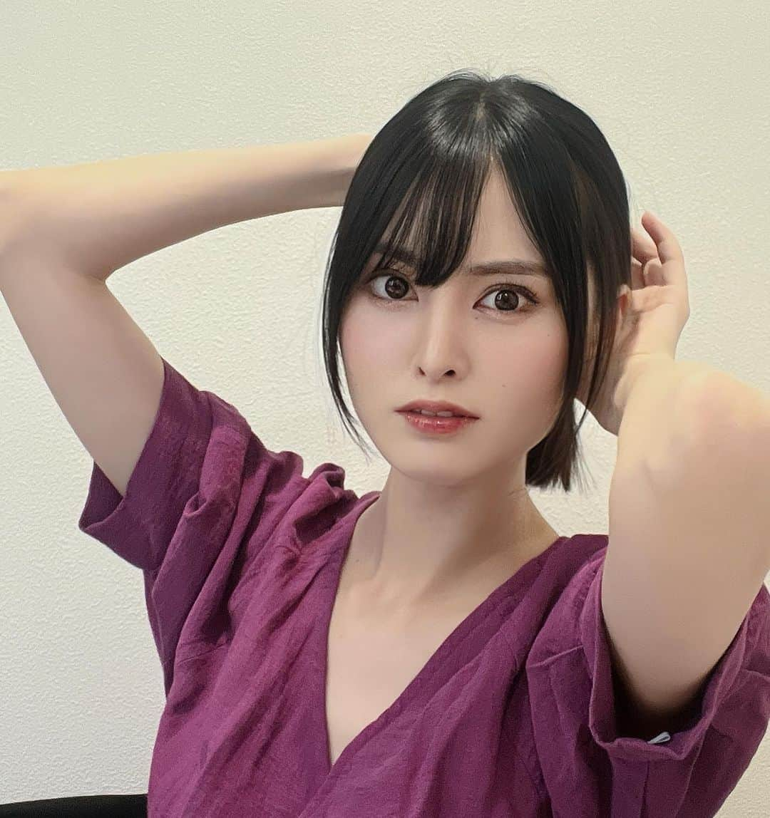 香月わかなさんのインスタグラム写真 - (香月わかなInstagram)「最近のわたし 好きな色の服」7月29日 21時33分 - kazuki_wakana