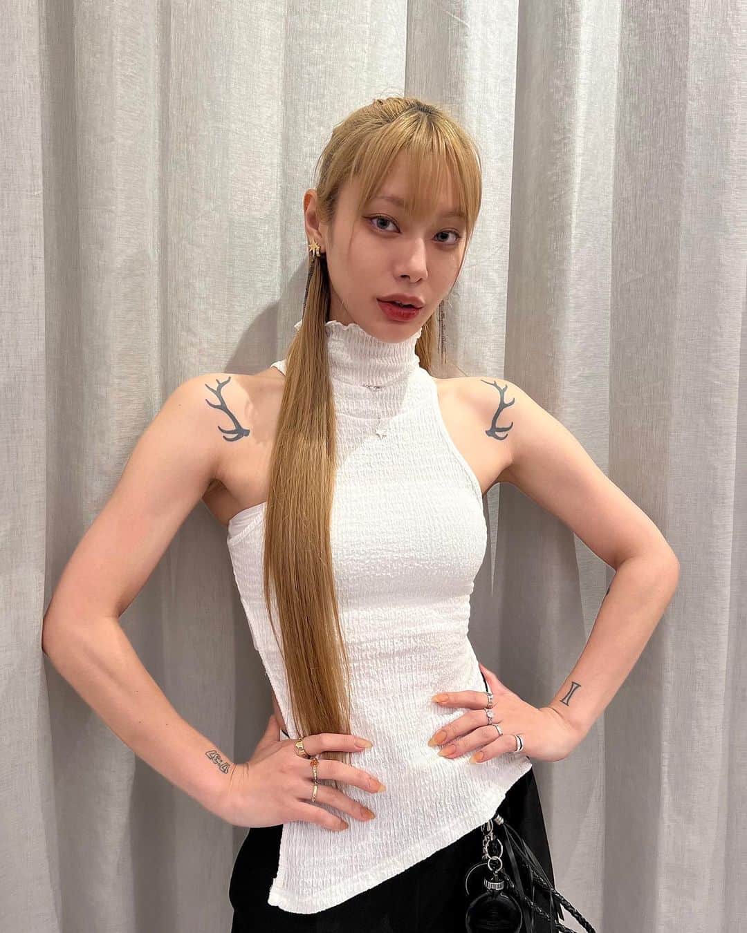 のインスタグラム：「BAMBI x RUKUS 5th - Shooting Star ⭐︎ LAST DAY  本日もご来場頂き、ありがとうございました🩶！ 本日はね、地方から来られた方、カップルの方、親子で3年ぶりに来てくれた方、色んな方にお会いできて、、、し・あ・わ・せ。  ほんとこの時間がだいすきです。  みなさん ありがとうございました💭🩶✨  僕はもう店頭にはいないけど、POP-UPは 8/1までやっているので 是非、足をお運びくださいませ🙇🏻‍♀️  明日からまた稽古がんばれそ。🩶 みんなのおかげ。」